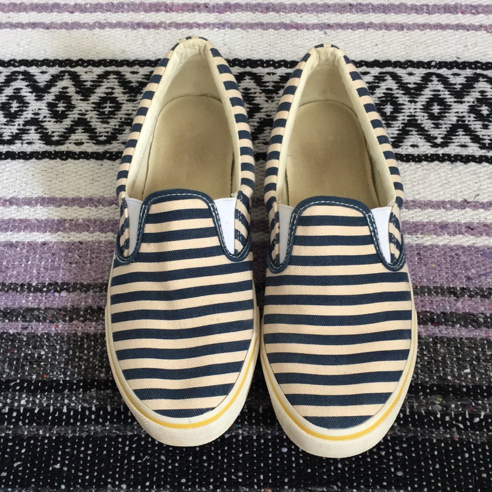 🌟Brooks Brothers Slip-Ons 🌟